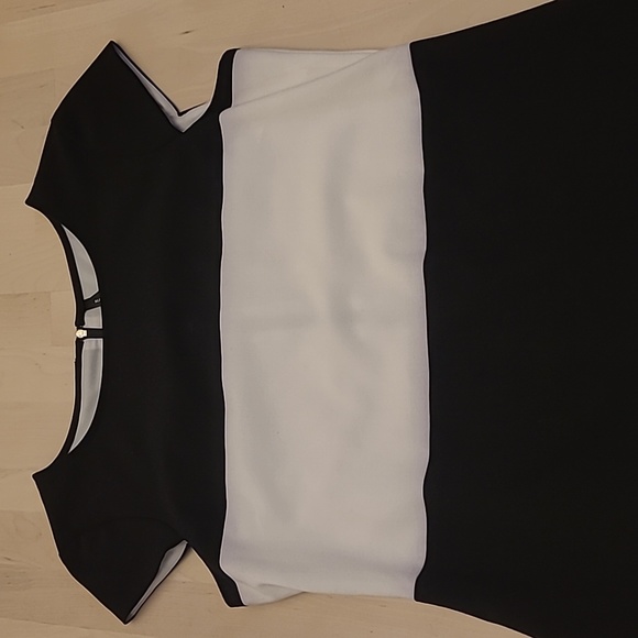 LIKE NEW Marc New York Andrew Mark Black/White Colorblocked Cap Sleeved Dress - Picture 2 of 13